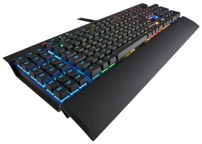Corsair K95 RGB - Cherry MX Red - Mechanikus Billentyűzet - EU