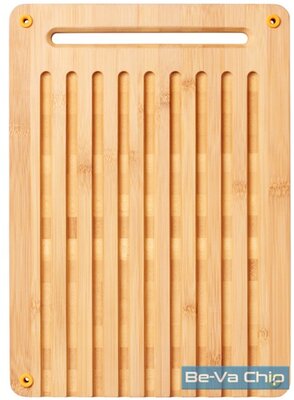 Fiskars Functional Form kenyérszeleteléshez bambusz vágódeszka