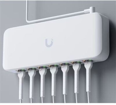 Ubiquiti UniFi USW-Ultra-60W 8xGbE LAN port 7x PoE+ (52W) L2 menedzselhető switch