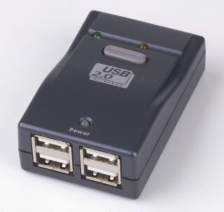 Gembird Data fél-automata átkapcsoló, USB, 4 készülék és 2 PC számára