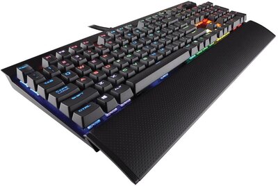 Corsair K70 LUX RGB Cherry MX Red mechanikus Gaming Billentyűzet EU - Fekete