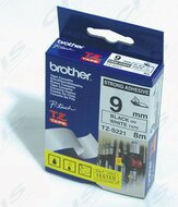 BROTHER Festékszalag TZS221 P-TOUCH 9mm BLACK ON WHITE ADHESIVE TAPE